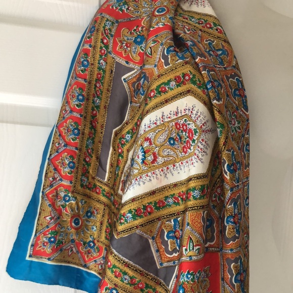 VTG Creation by Deelee  All Silk Hand rolled scarf Medallion Pattern - Picture 11 of 15